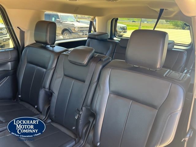 Used 2024 Ford Expedition Max XLT image 15