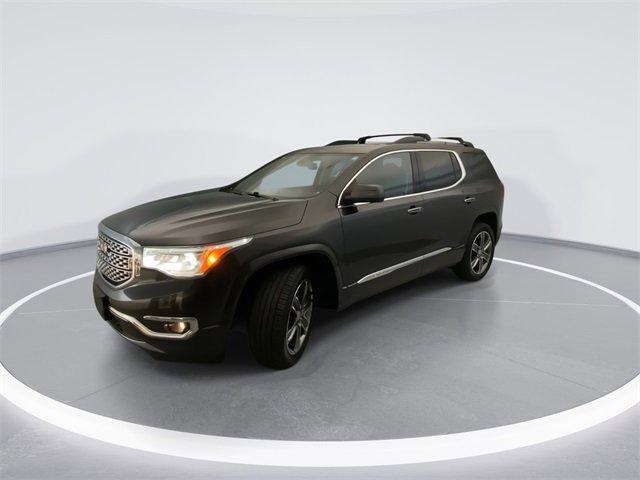 Used 2017 GMC Acadia Denali w/ Technology Package image 8