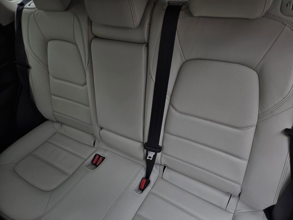 Certified 2025 MAZDA CX-5 AWD 2.5 S w/ Preferred Package image 13