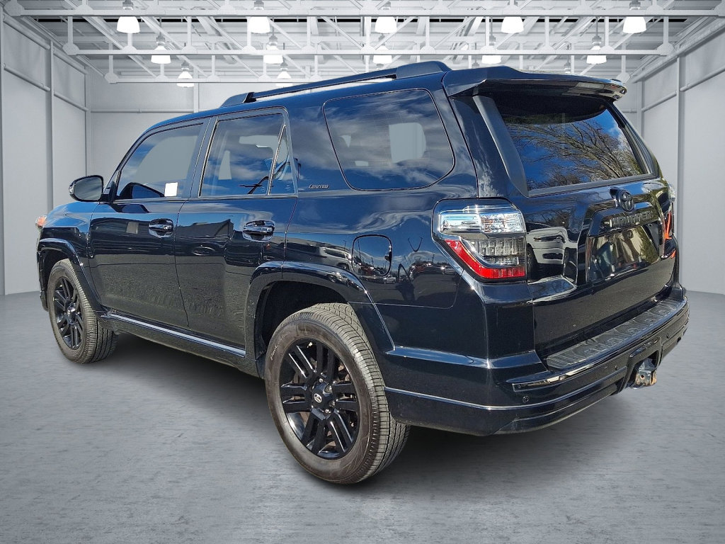 Used 2020 Toyota 4Runner 4WD image 3