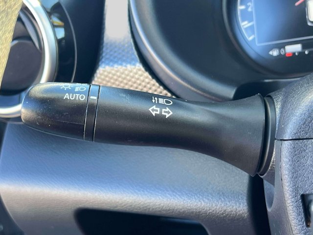 Used 2024 Nissan Kicks SV FWD image 20