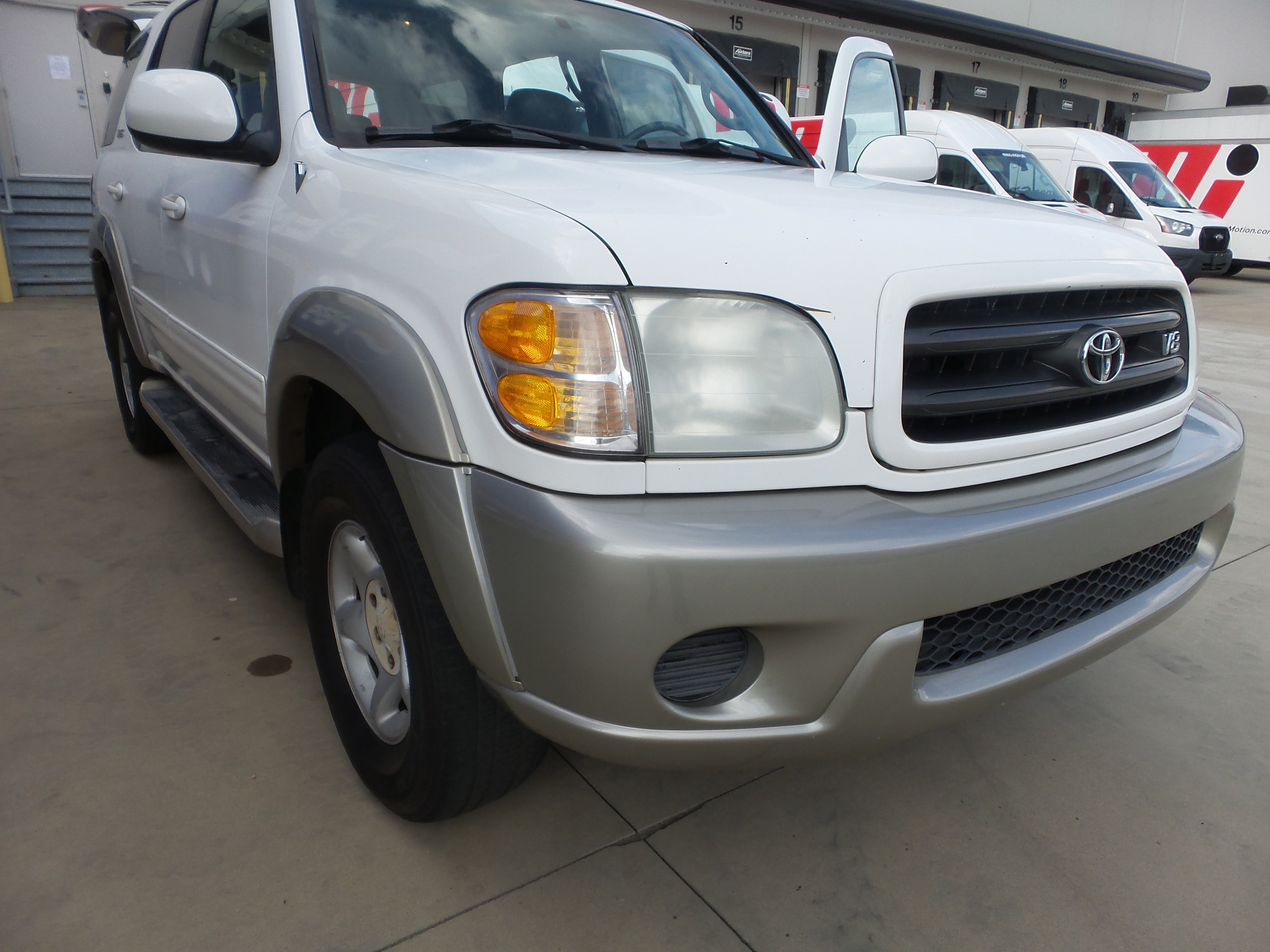 Used 2001 Toyota Sequoia SR5 AWD/4WD image 75