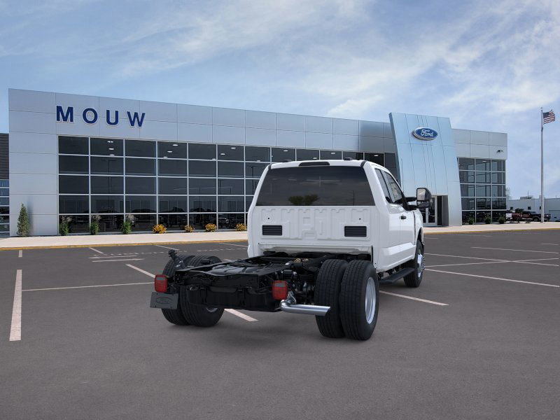 New 2026 Ford F350 XLT image 8