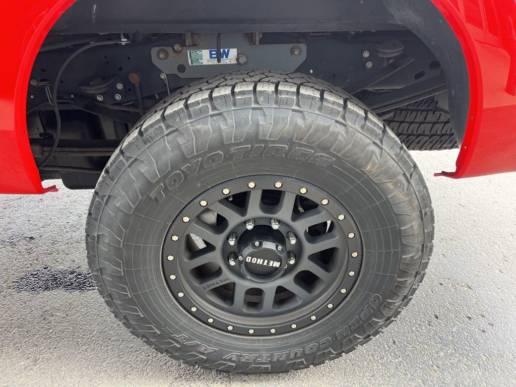 Used 2016 Ford F350 Lariat w/ Lariat Interior Package image 10