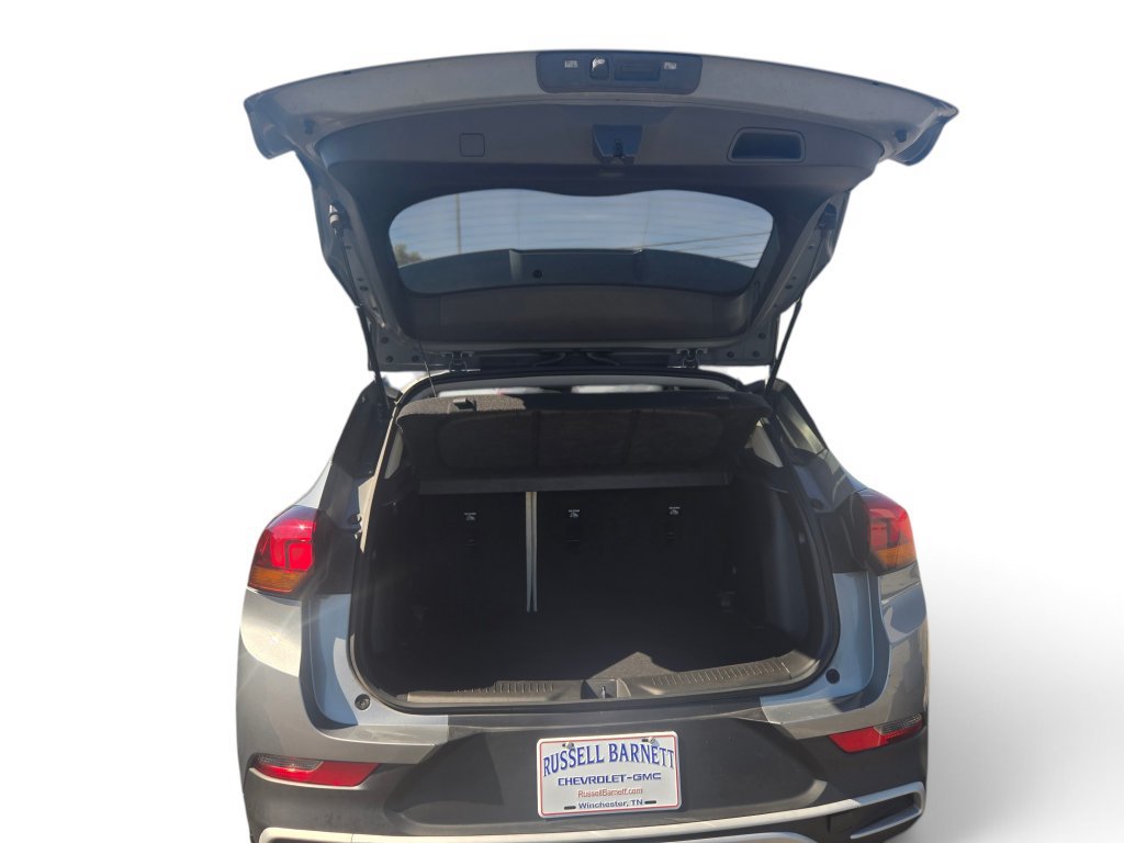 Used 2023 Buick Encore GX Preferred w/ Cold Weather Comfort Package FWD image 5