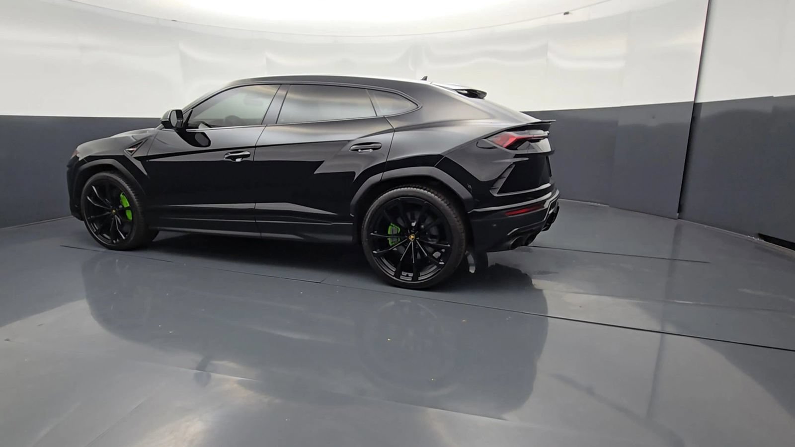 Used 2022 Lamborghini Urus AWD/4WD image 86