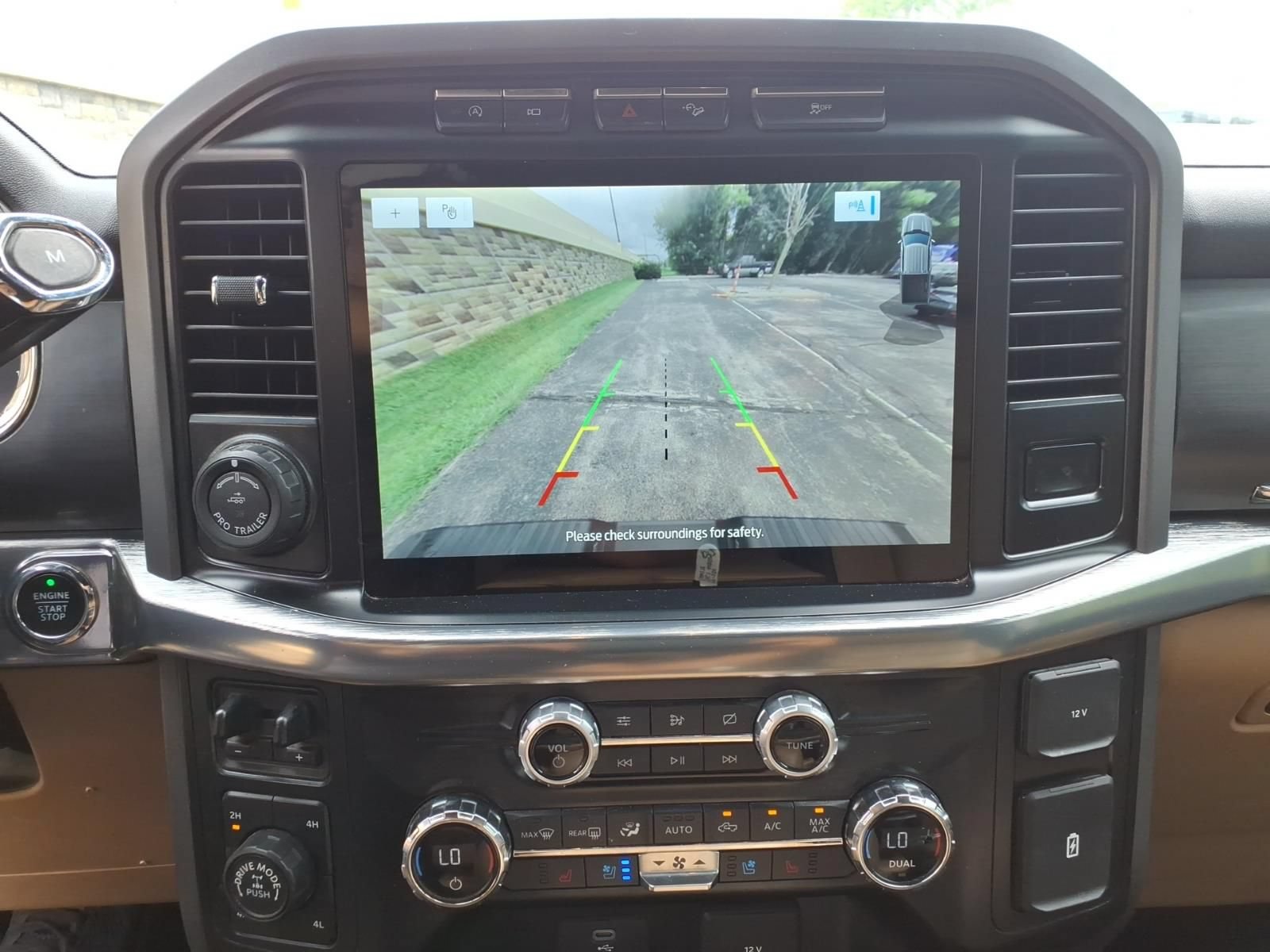 Used 2021 Ford F150 Lariat w/ Trailer Tow Package AWD/4WD image 25