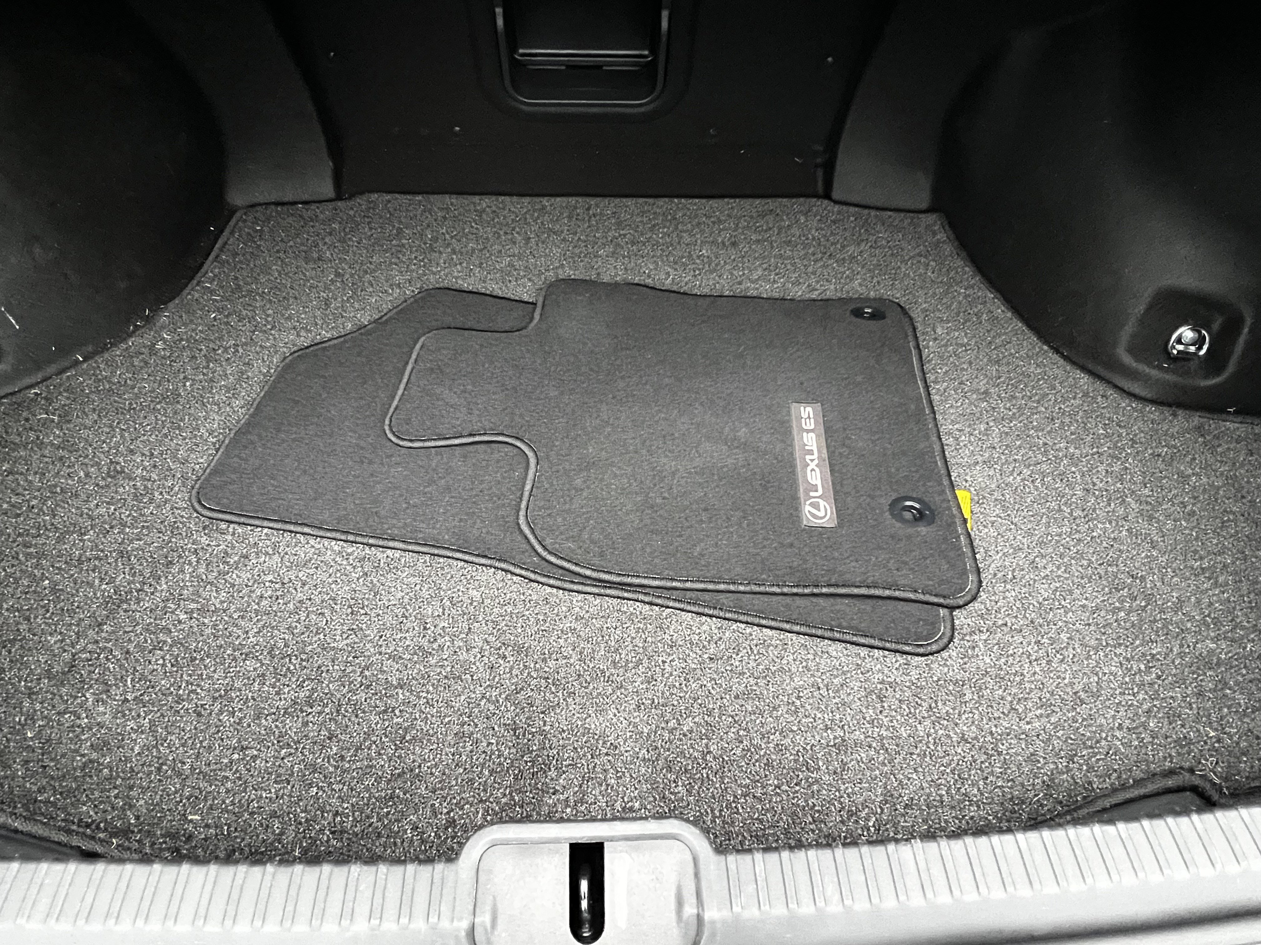 Used 2024 Lexus ES 300h Ultra Luxury image 49