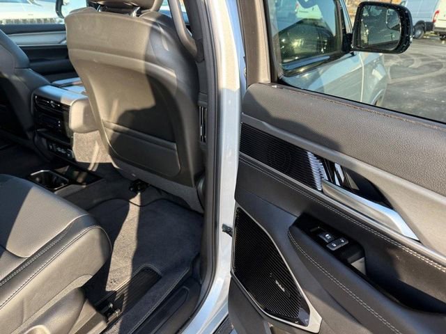 New 2025 Jeep Wagoneer L Series III image 13