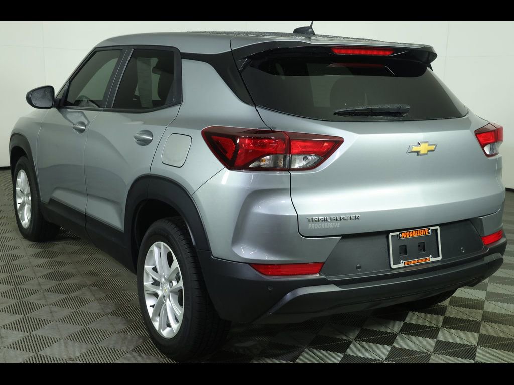 Used 2024 Chevrolet TrailBlazer LS w/ LS Convenience Package image 16