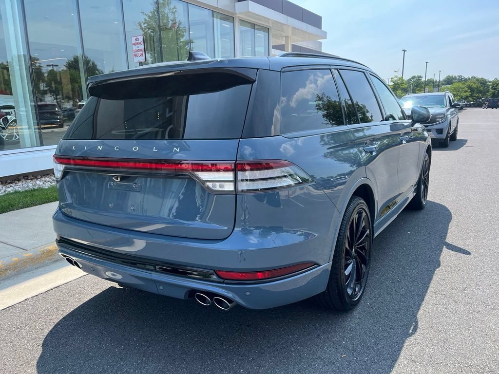 Used 2025 Lincoln Aviator Reserve w/ Jet Appearance Package AWD/4WD image 8