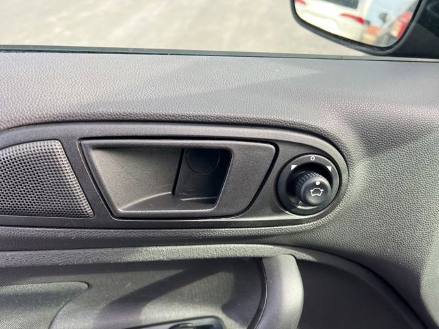 Used 2017 Ford Fiesta SE image 23