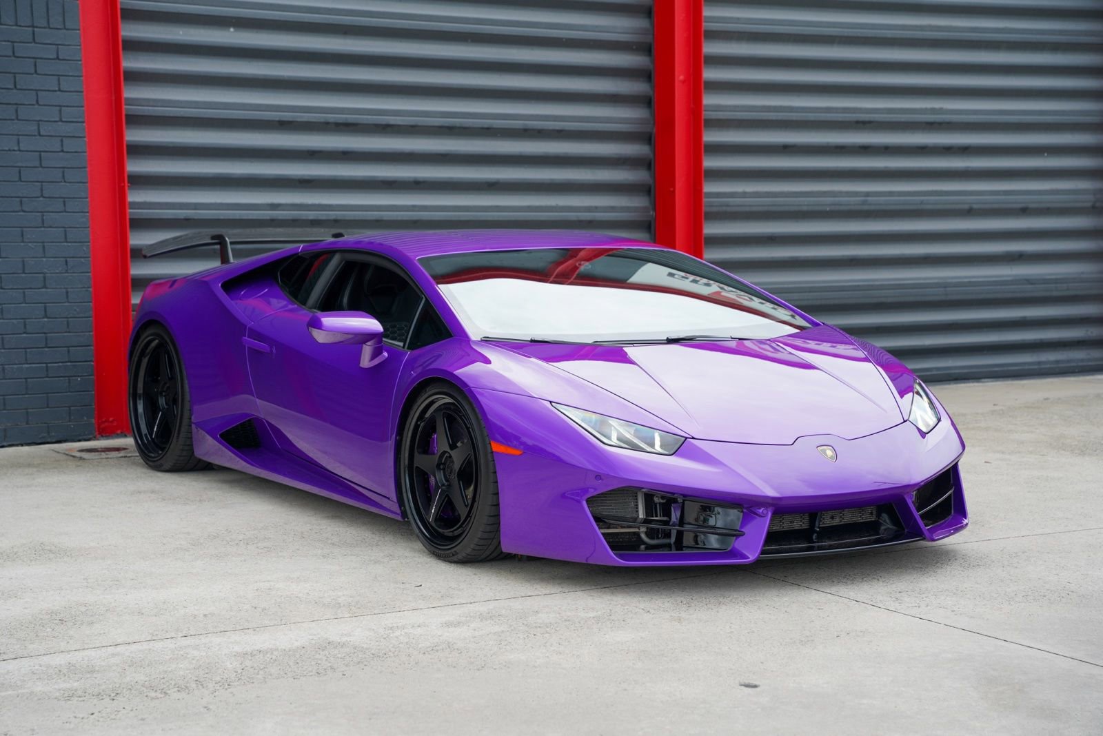 Used 2018 Lamborghini Huracan LP 580-2 RWD image 4