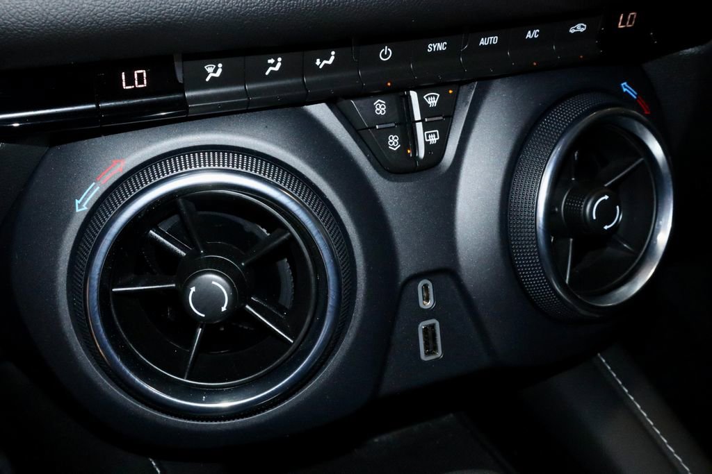 Used 2023 Chevrolet Blazer LT w/ LPO, Floor Liner Package FWD image 32