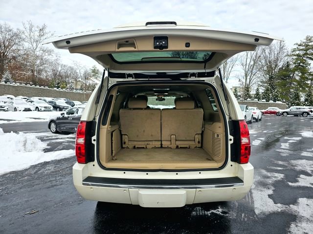 Used 2010 Chevrolet Suburban LTZ image 9