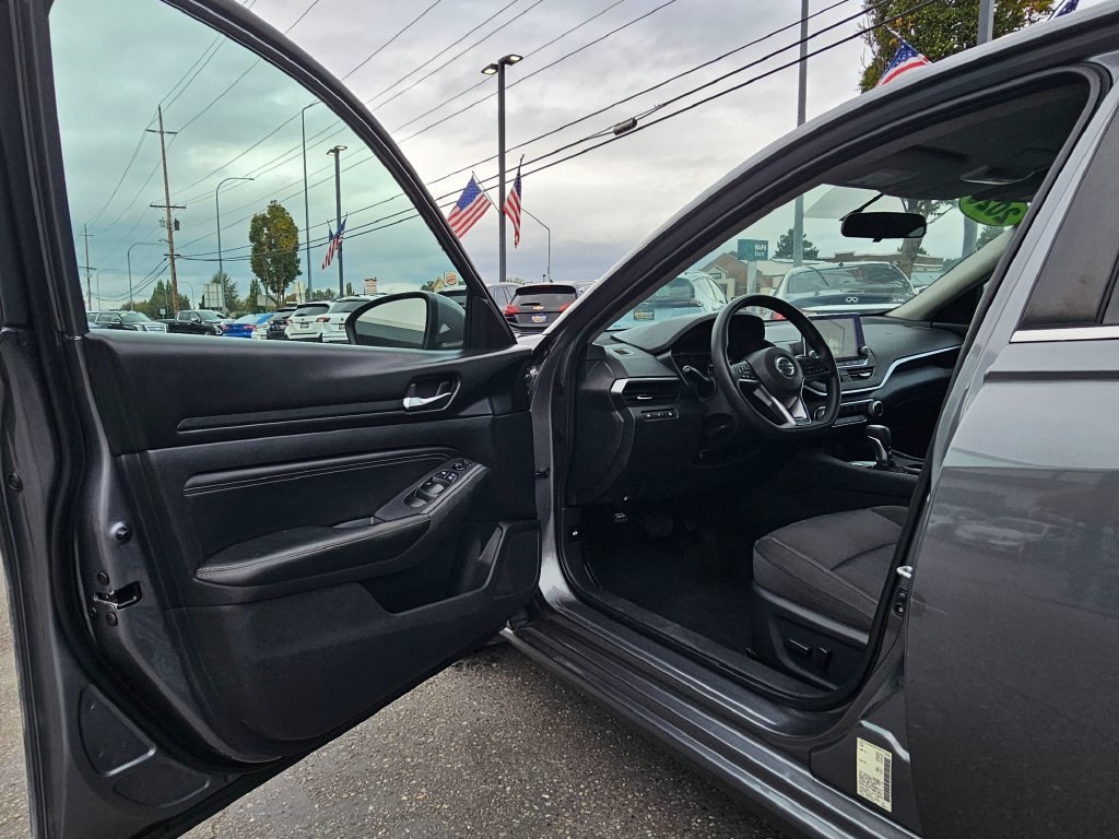 Used 2020 Nissan Altima 2.5 S FWD image 22