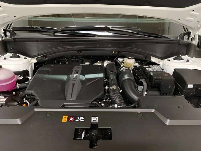 Used 2026 Hyundai Santa Fe SE FWD image 82