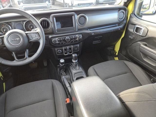 Used 2023 Jeep Wrangler Sport S image 29