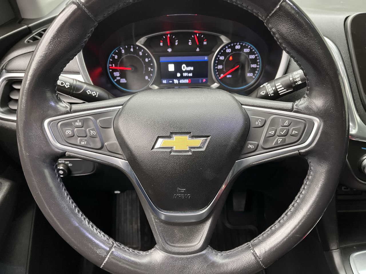 Used 2019 Chevrolet Equinox LT FWD image 15