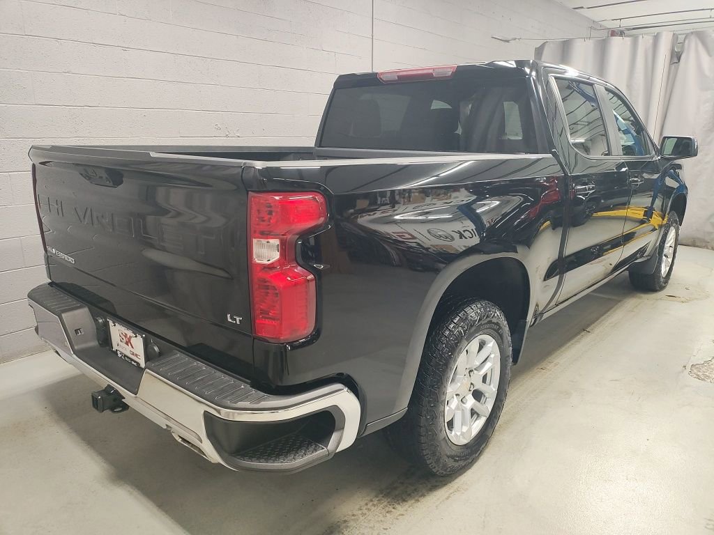 Used 2022 Chevrolet Silverado 1500 LT image 2