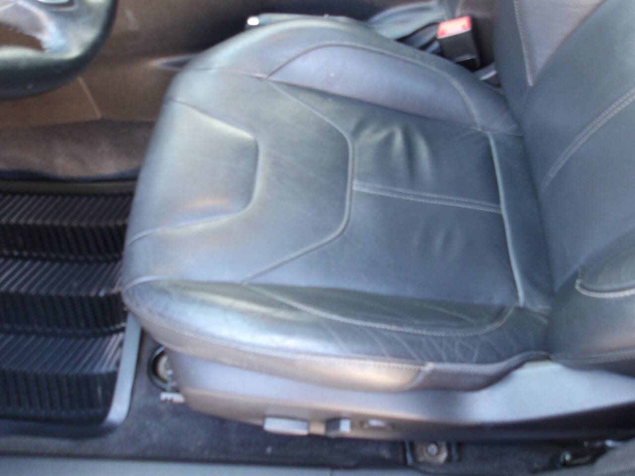 Used 2015 Ford Focus Titanium FWD image 20
