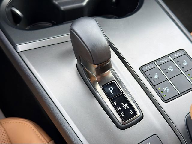 Used 2025 Lexus UX 300h FWD w/ Accessory Package (Z1) image 28