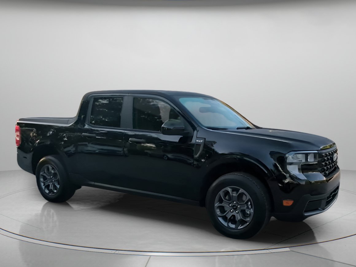 New 2026 Ford Maverick XLT w/ XLT Luxury Package FWD image 37