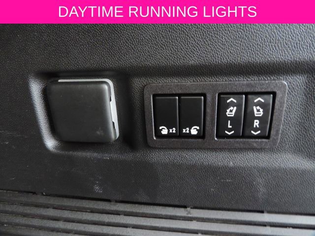 Used 2023 Chevrolet Tahoe LT w/ LT Signature Package image 13