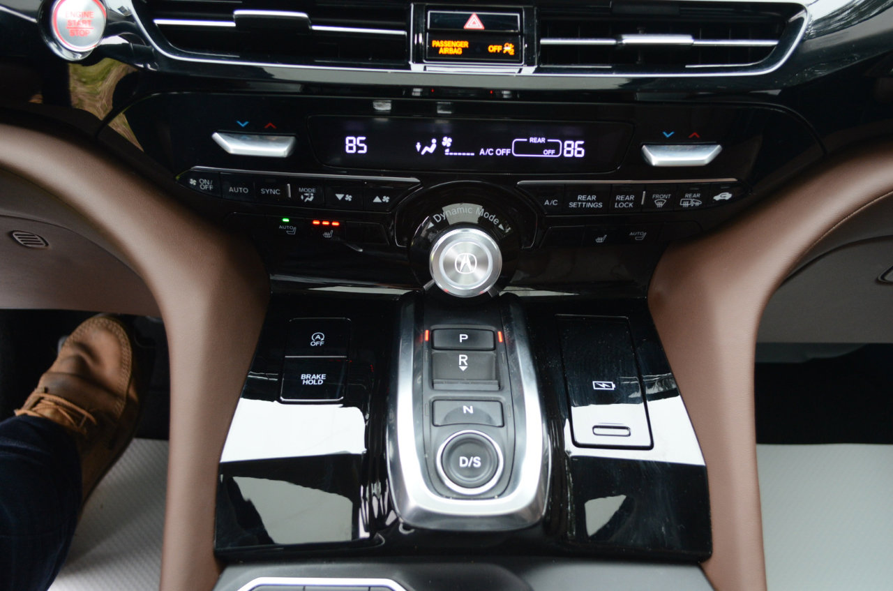 Used 2023 Acura MDX SH-AWD w/ Technology Package image 30