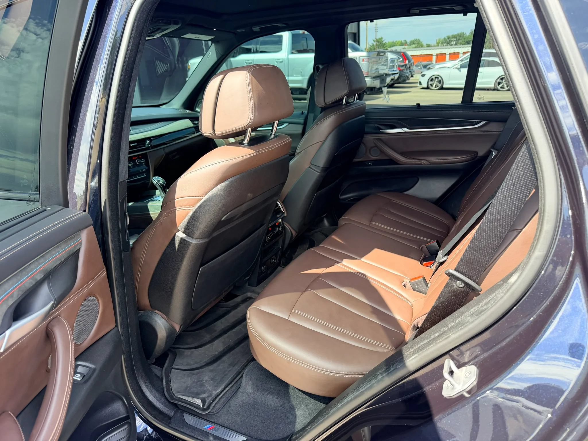Used 2015 BMW X5 xDrive50i AWD/4WD image 14