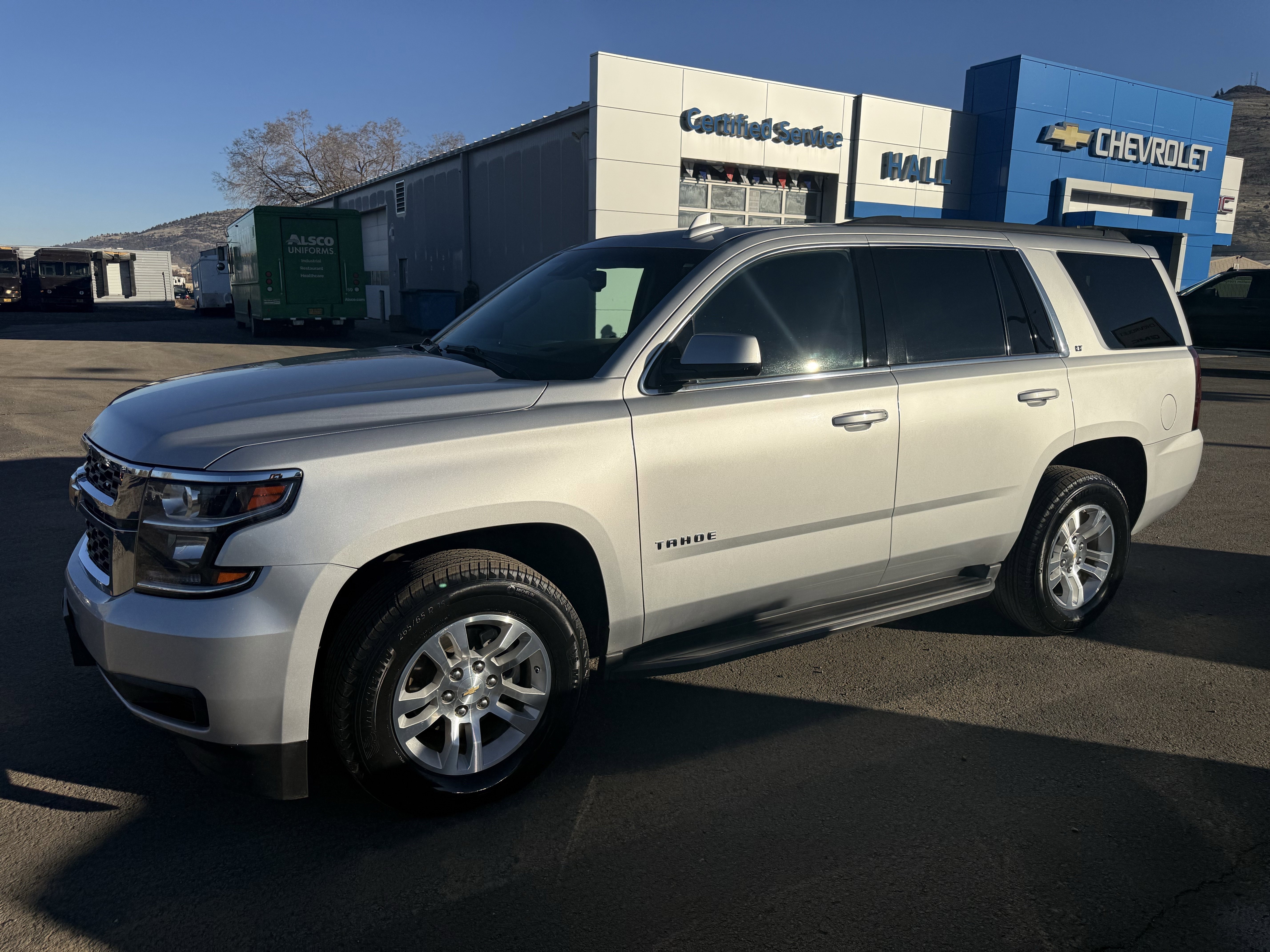 Used 2018 Chevrolet Tahoe LT image 1