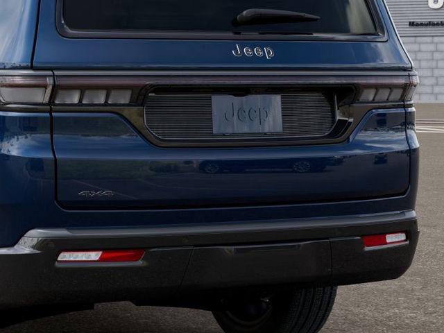 New 2026 Jeep Grand Wagoneer Limited AWD/4WD image 13