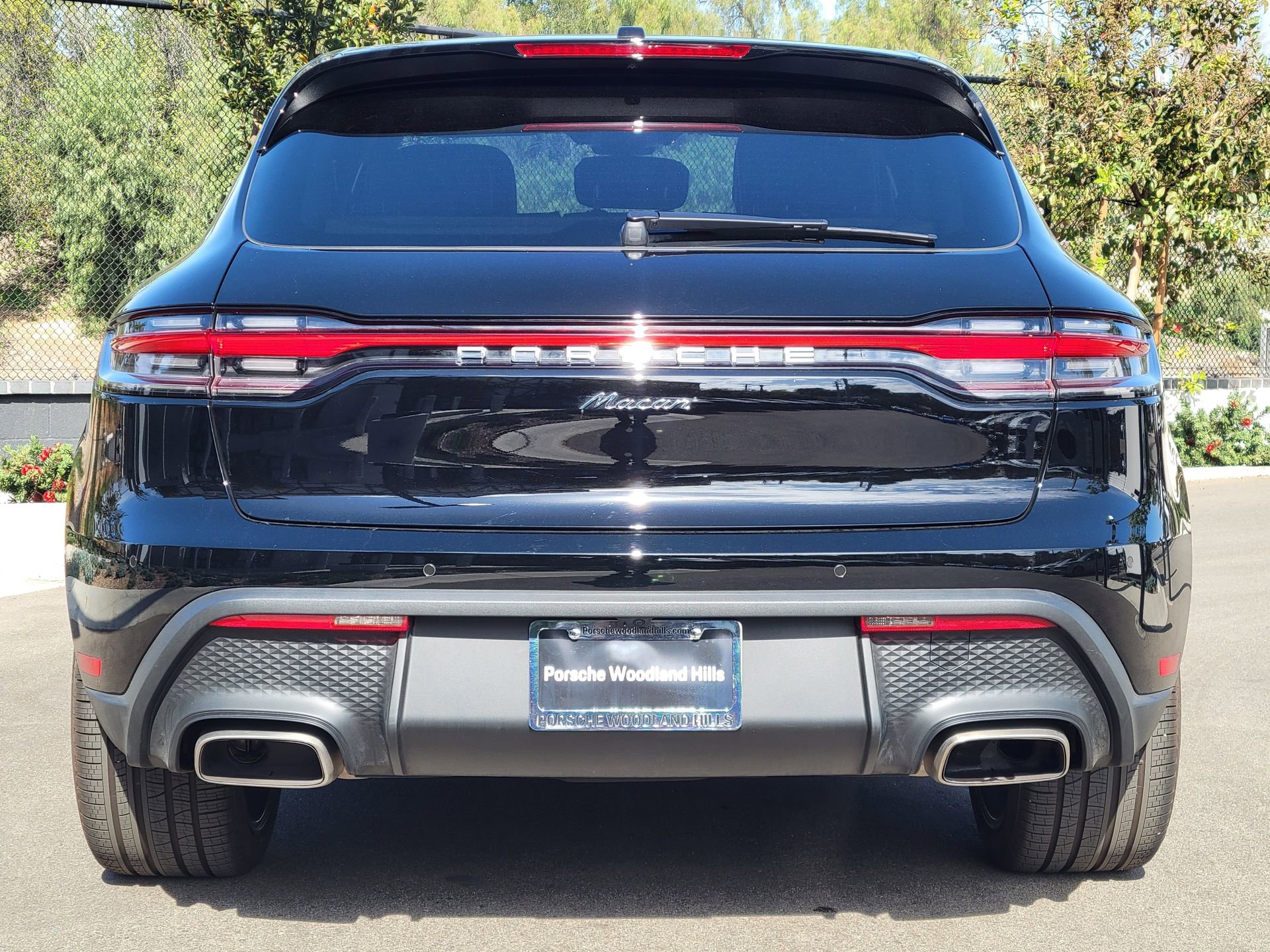Used 2025 Porsche Macan image 6