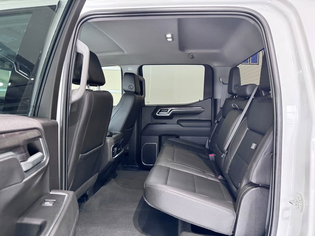 Certified 2023 Chevrolet Silverado 1500 LTZ AWD/4WD image 11