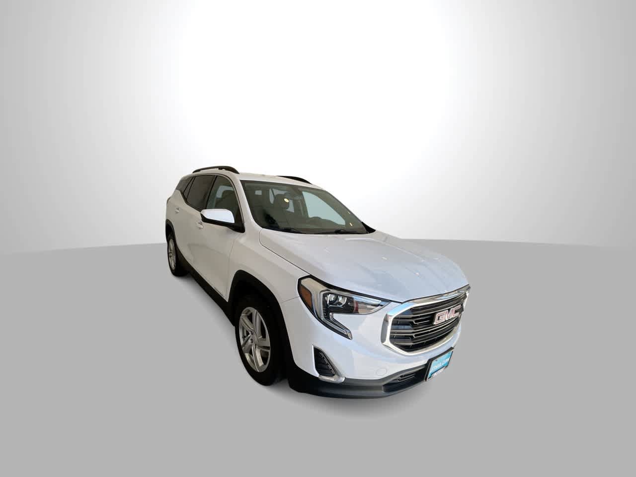Used 2019 GMC Terrain SLE w/ Infotainment Package I AWD/4WD image 2