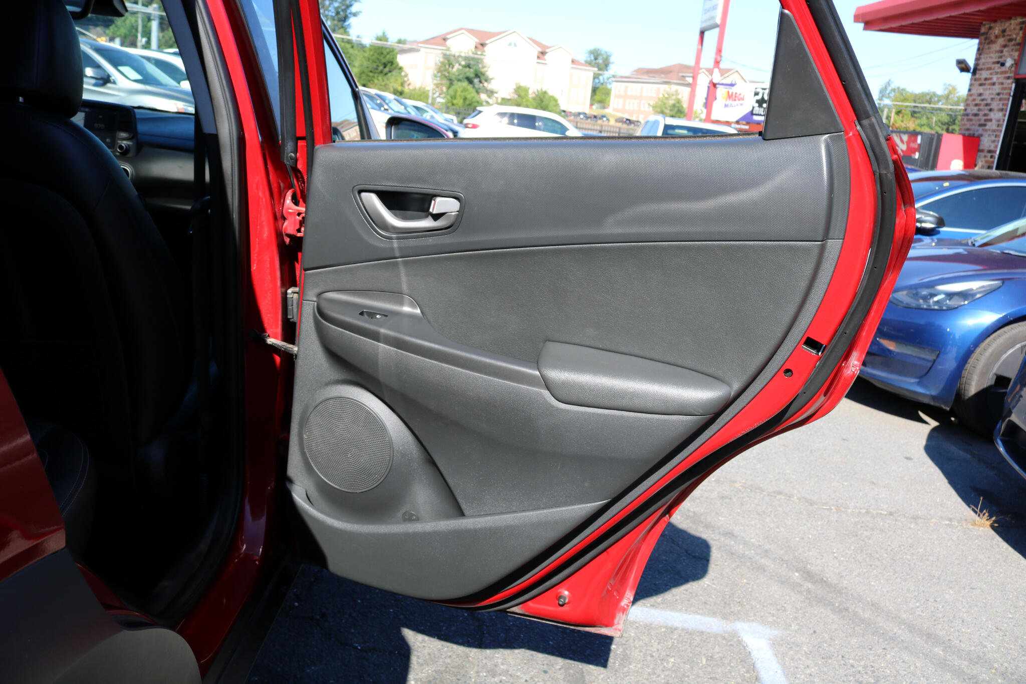 Used 2021 Hyundai Kona Ultimate image 32