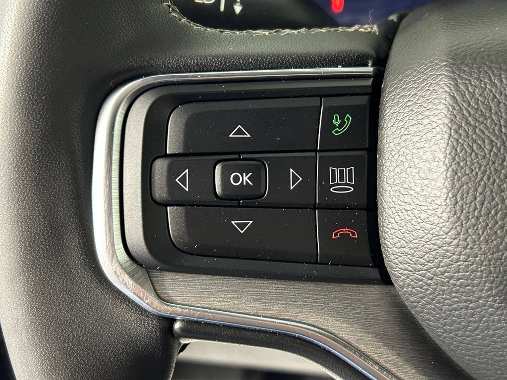 Used 2023 Jeep Wagoneer Series II AWD/4WD image 29
