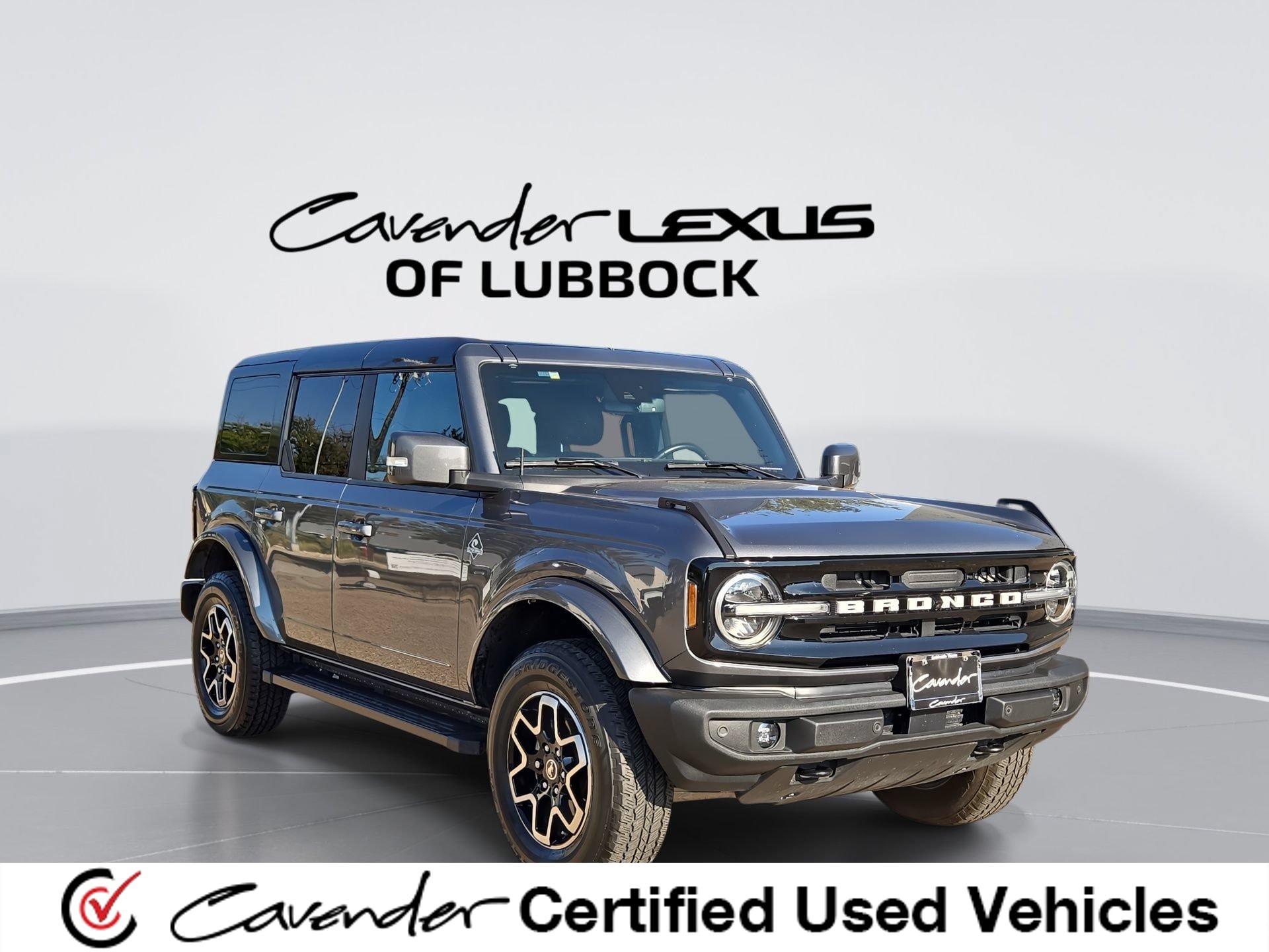 Used 2024 Ford Bronco Outer Banks AWD/4WD image 1