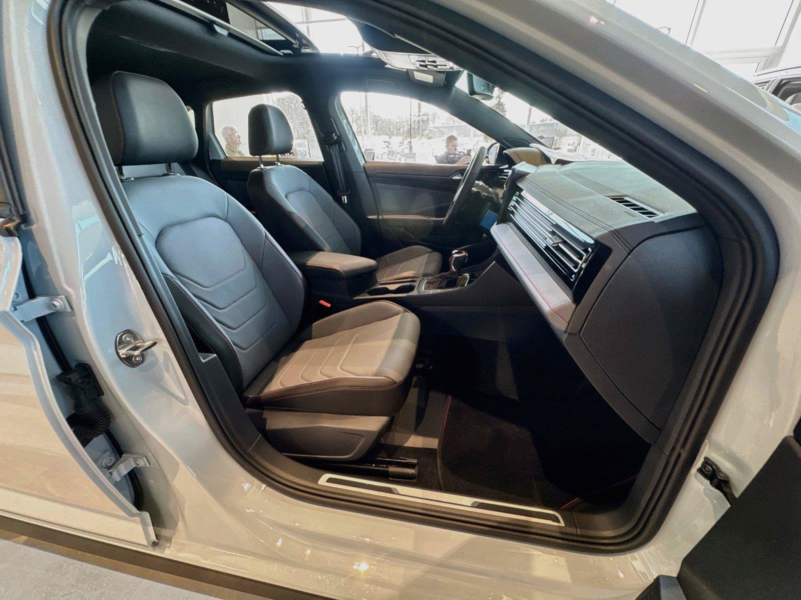 New 2027 Volkswagen Jetta GLI Autobahn FWD image 26