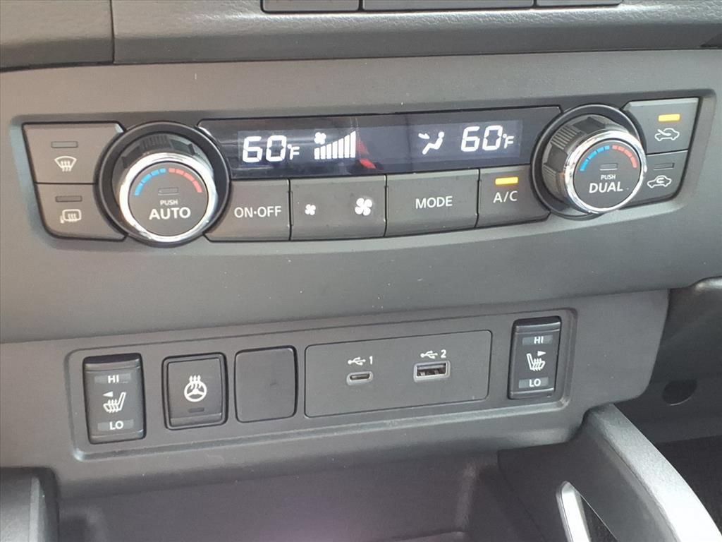 Used 2023 Nissan Frontier SV AWD/4WD image 25