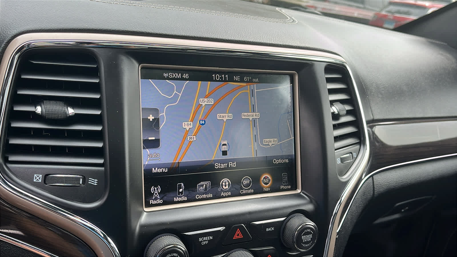 Used 2017 Jeep Grand Cherokee Overland AWD/4WD image 15