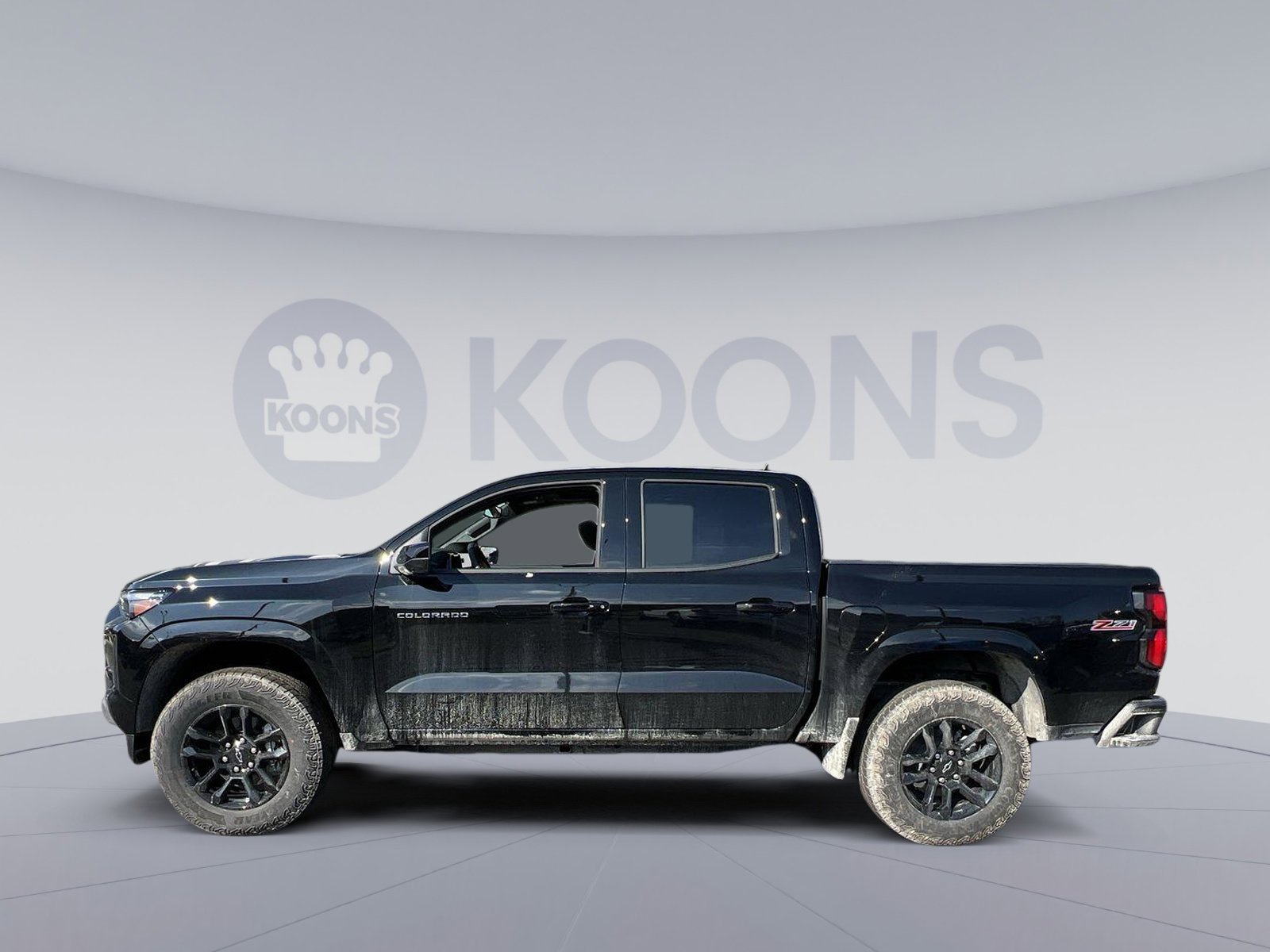 New 2025 Chevrolet Colorado Z71 w/ Midnight Edition image 2