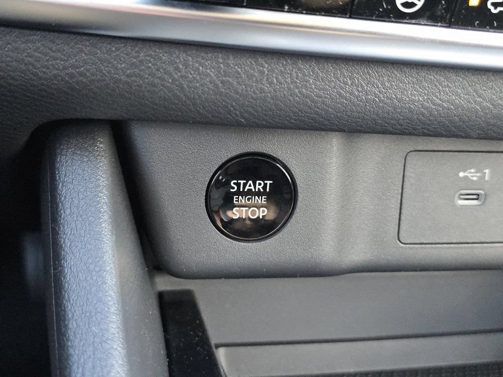 New 2026 Nissan Rogue SV w/ Cold Weather Package AWD/4WD image 7