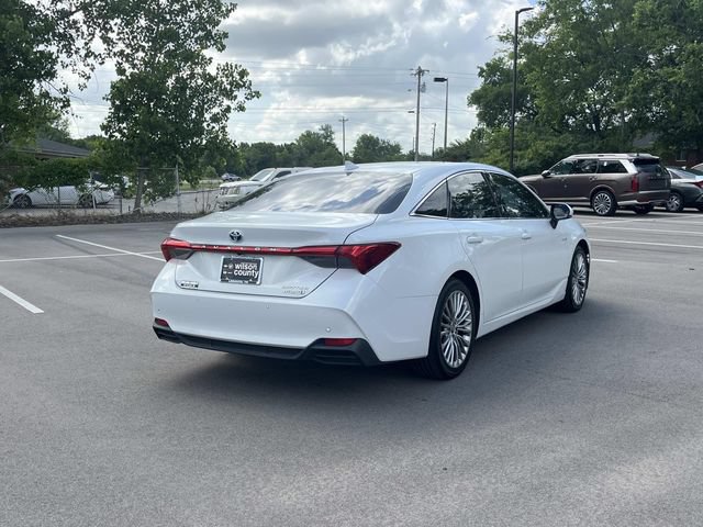 Used 2020 Toyota Avalon Limited w/ Advanced Safety Package FWD image 5