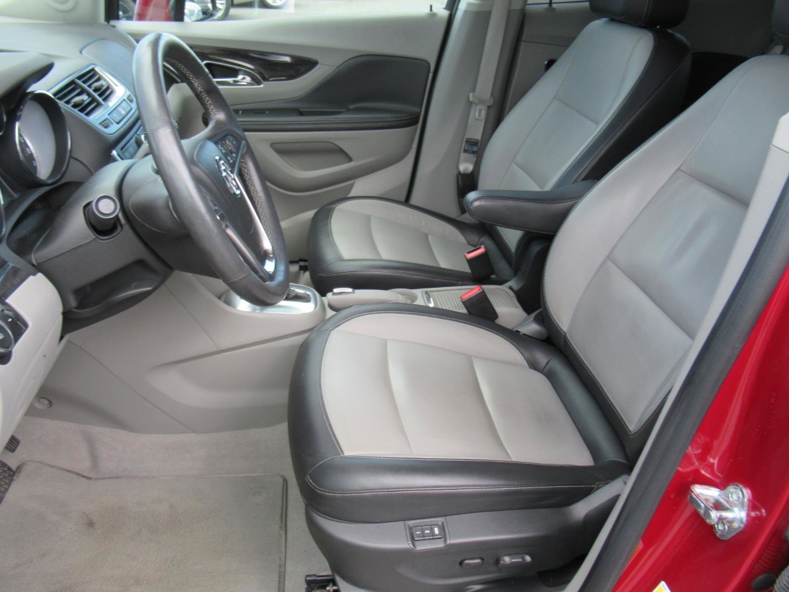 Used 2015 Buick Encore Leather FWD image 16