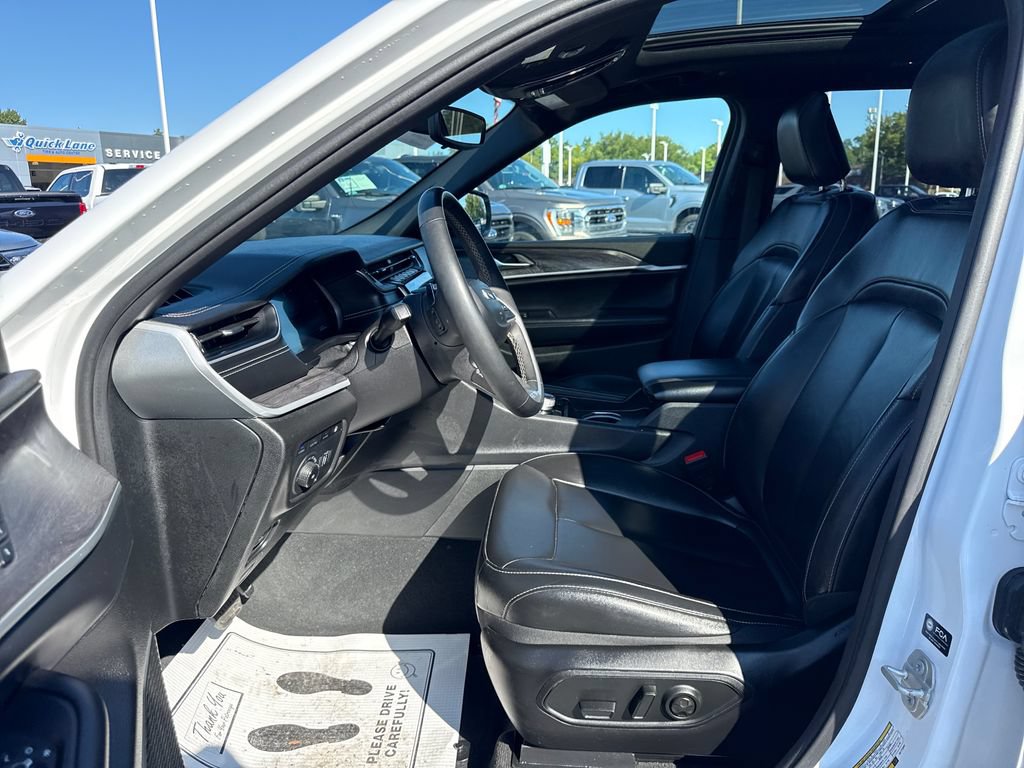 Used 2024 Jeep Grand Cherokee Limited 4xe AWD/4WD image 14