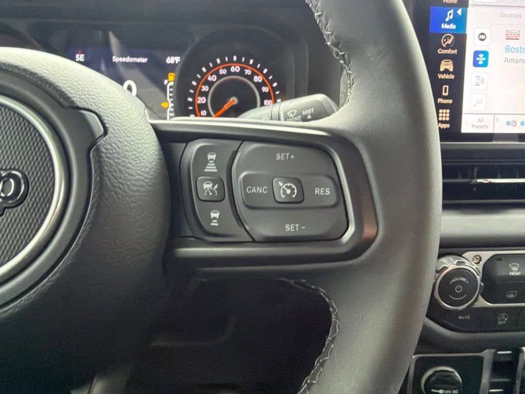 Used 2026 Jeep Gladiator Mojave AWD/4WD image 31