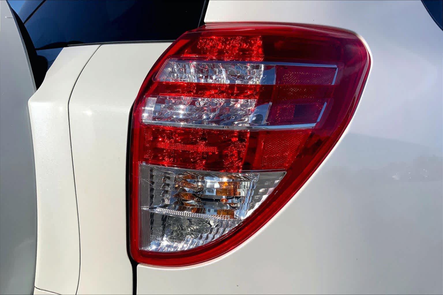 Used 2010 Toyota RAV4 Limited FWD image 9