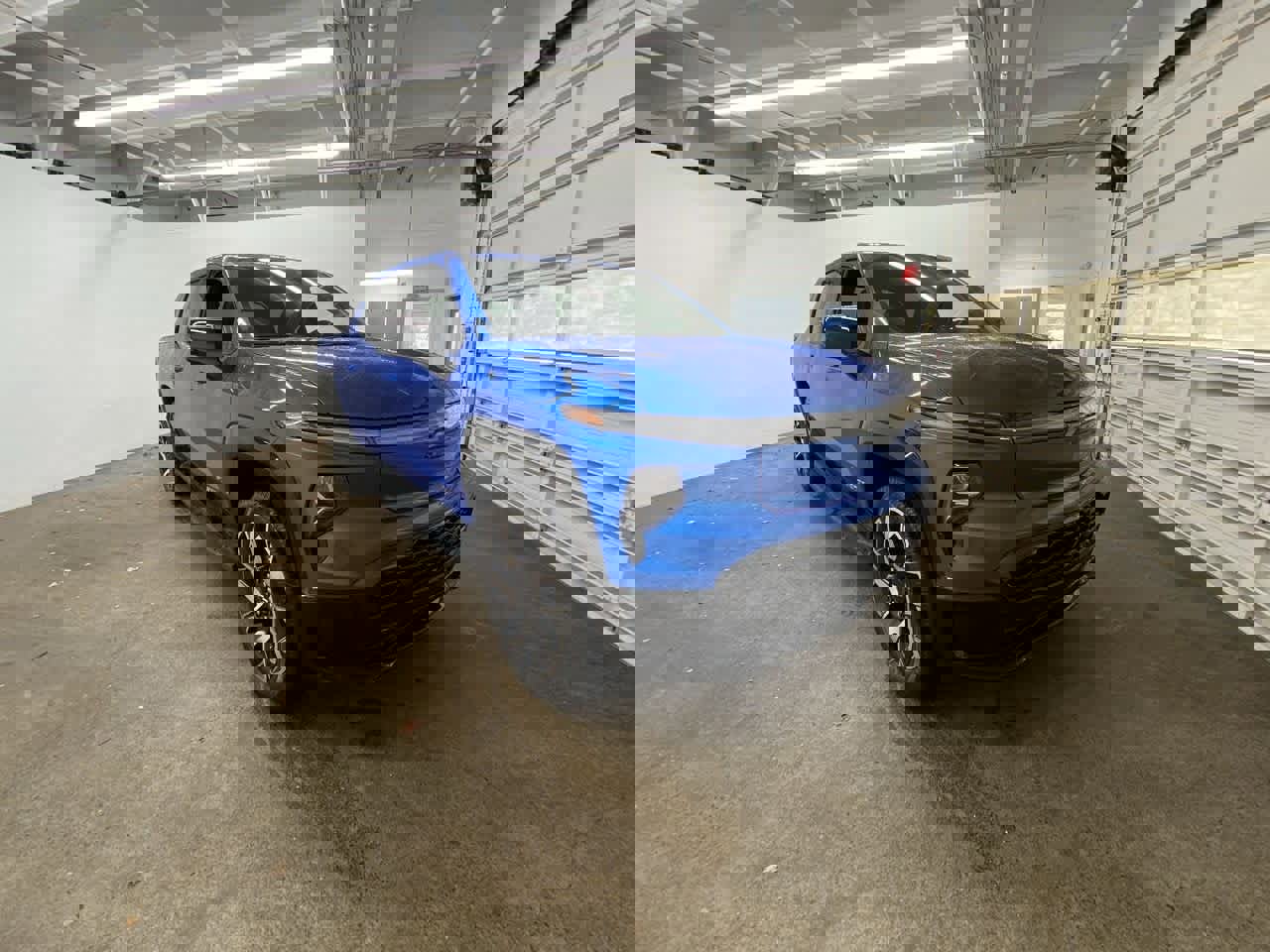 Used 2025 Chevrolet Silverado EV RST image 8