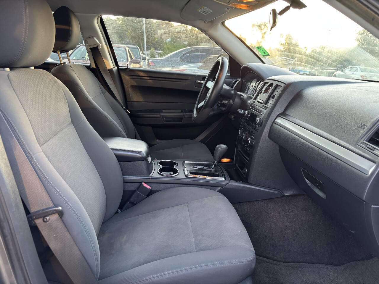 Used 2008 Chrysler 300 LX image 20